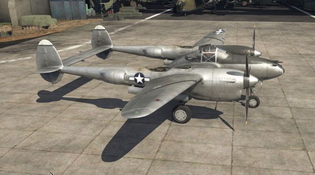 Истребитель P-38L-5-LO Lightning в ангаре игры War Thunder.