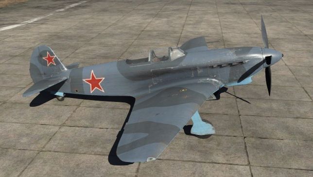 Истребитель Як-9Б в ангаре игры War Thunder.